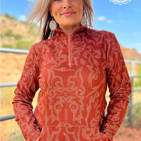 Women's Rust Patterned Pullover - Picture 1 of 5